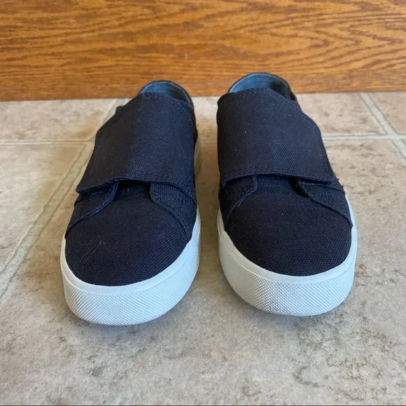 Vince Blair Velcro Canvas Slip On Sneakers Size 5