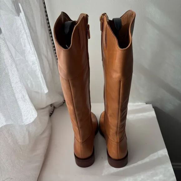 VINCE CAMUTO Alfella Knee High Riding Boots Sz 7.5 M
