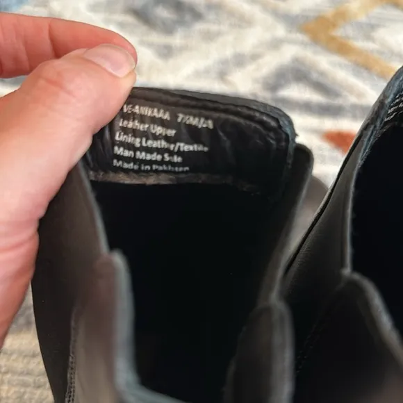 Vince Camuto Anikaaa Boots NEW!