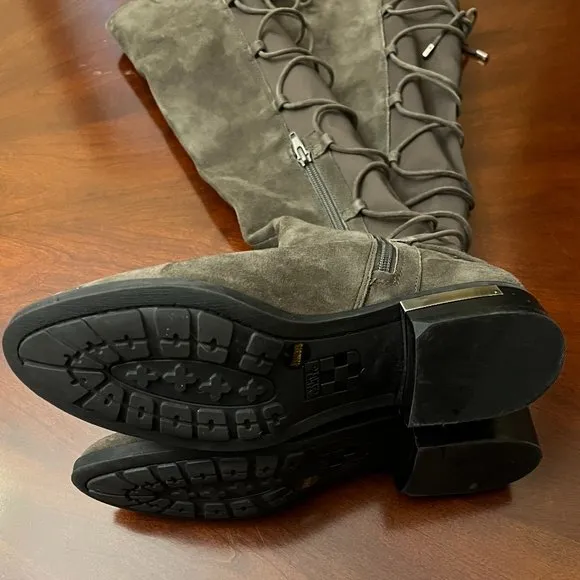 Vince Camuto parle Suede Lace Detail stretch Block Heel over the Knee Boots 8.5M