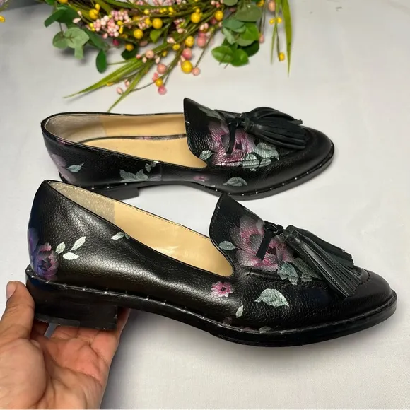 Vince Camuto Womens geralin floral loafers leather with tassels