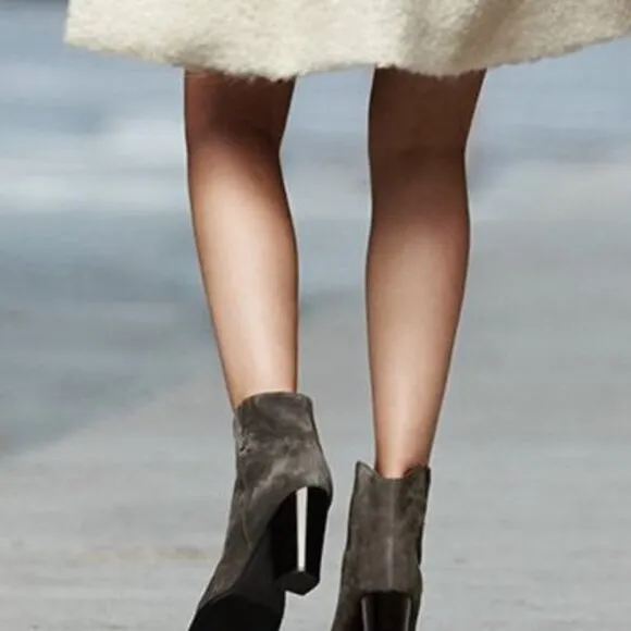 VINCE Erving Western Ankle Suede Booties Size 6.5 in Grey