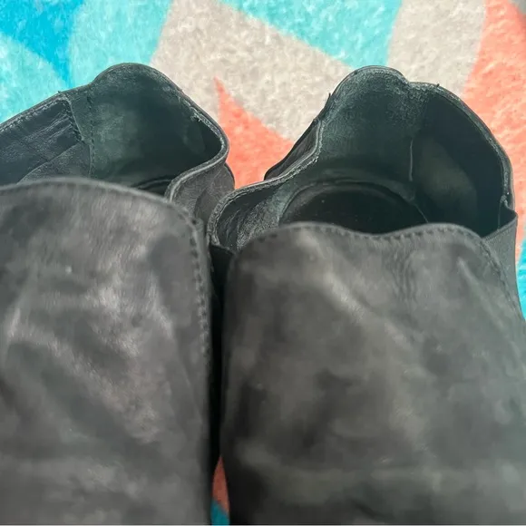 Vince Mia Slip-On Loafers- Black Nubuck Leather- Slouchy- Size 8