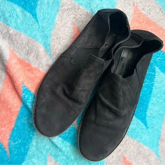 Vince Mia Slip-On Loafers- Black Nubuck Leather- Slouchy- Size 8