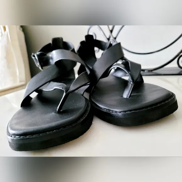 Vince Morris Women's Black Soft Leather Strappy Sandals US 9