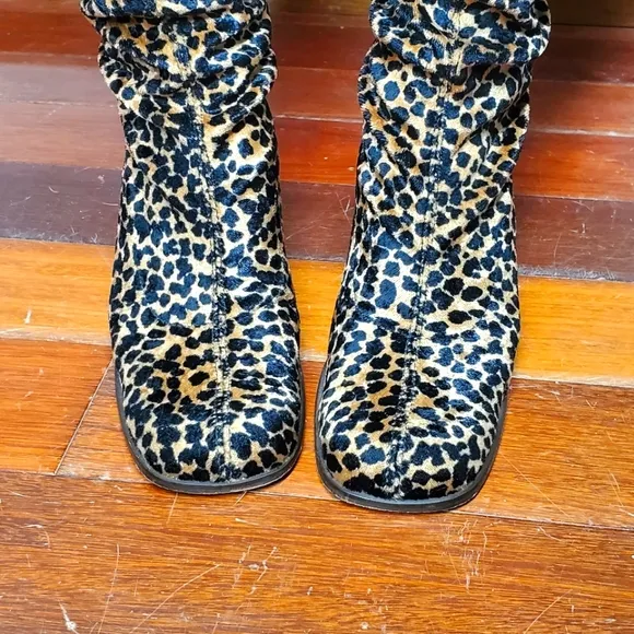 Vintage 90s Leopard Cheetah Stretch Boot Square toe