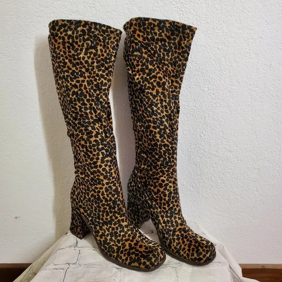Vintage 90s Leopard Cheetah Stretch Boot Square toe
