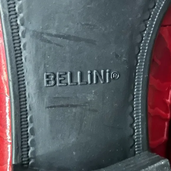 Vintage Bellini Beautiful Swirled Red Patent Leather Anaconda Loafers Size 8