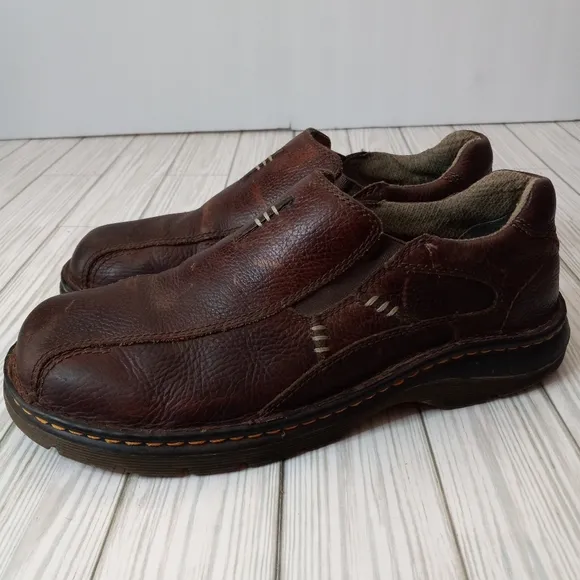 Vintage Dr. Martens Y2K Leather Casual Slip-On Loafer Boots