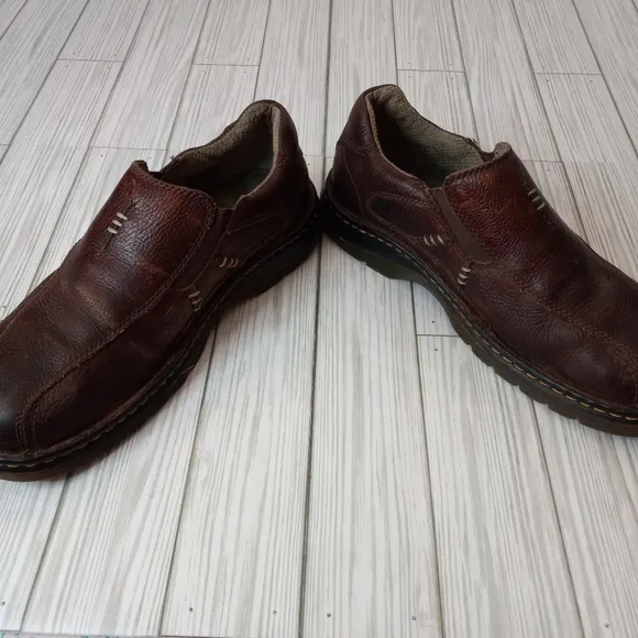 Vintage Dr. Martens Y2K Leather Casual Slip-On Loafer Boots