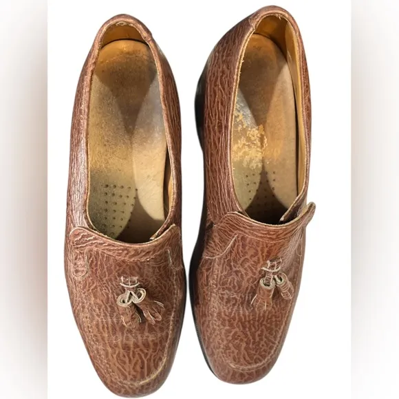 Vintage Genuine leather loafers with Tassels Made in England
