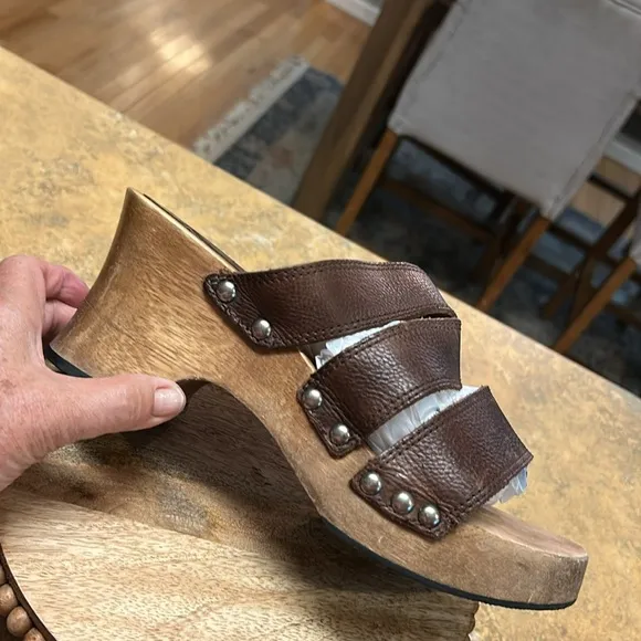 Vintage Y2K Candies Wood Platform Brown Leather Sandals