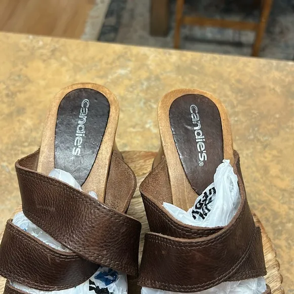 Vintage Y2K Candies Wood Platform Brown Leather Sandals