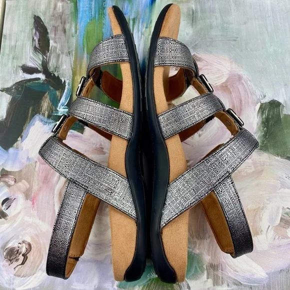 VIONIC Amber Sandals in Black Silver Metallic Size 11 New!