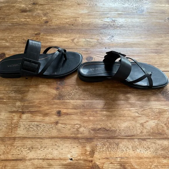 Vionic Black Julep Slip-on Comfort Sandals Women’s 8 NEW