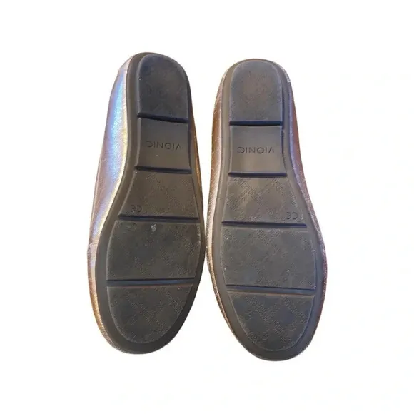 Vionic Chill Debbie Metallic Gold Loafers Size 6.5