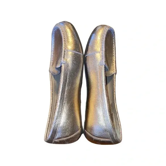 Vionic Chill Debbie Metallic Gold Loafers Size 6.5