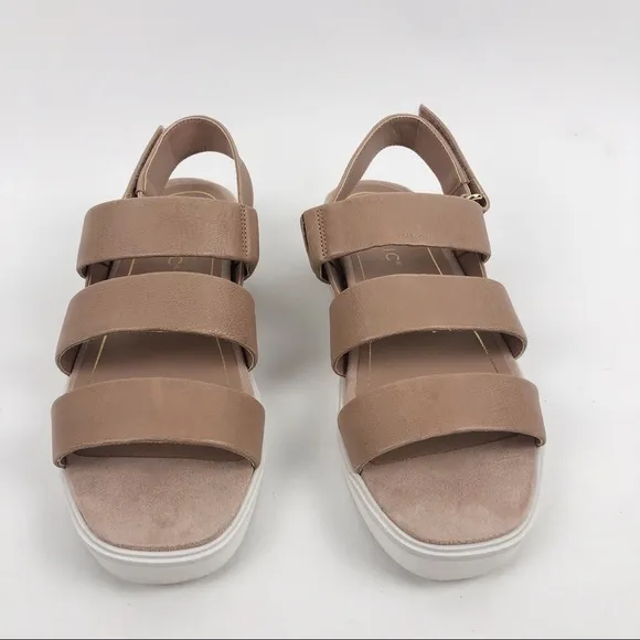 Vionic Leila Keomi Leather Strappy Sandals 6