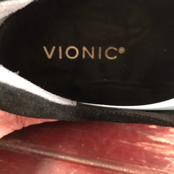 Vionic Women's Charm Ballari Oxford Lace Up Loafers, Black Suede Size 7 NWT