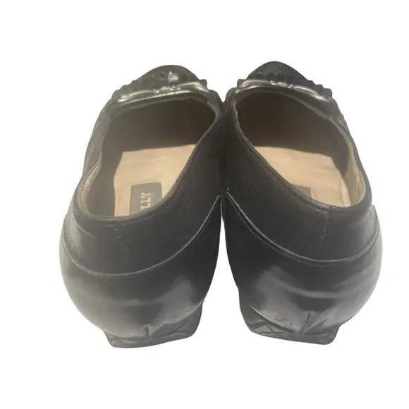 VTG BALLY &quot;EBENE&quot; BLACK/BLACK Leather Slip-On Fringe Loafer Women's 6.5 M logo