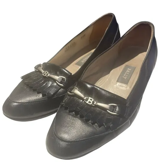 VTG BALLY &quot;EBENE&quot; BLACK/BLACK Leather Slip-On Fringe Loafer Women's 6.5 M logo
