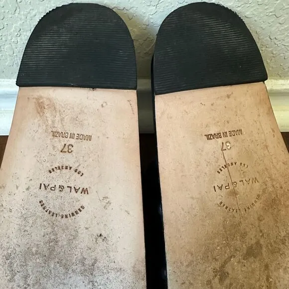 Wal &amp; Pai Lake-3 Slide Sandals in Black Leather
