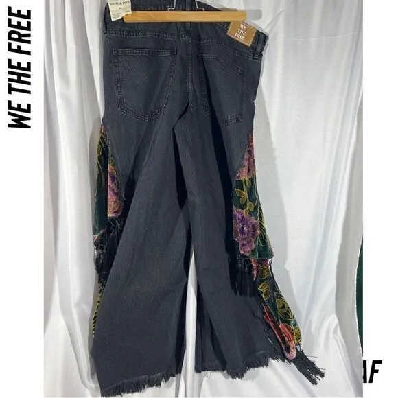 WE THE FREE JUST FRILLS LOW RISE WIDE LEG JEANS NWT