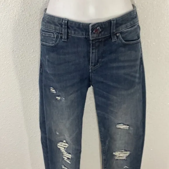 White House Black Market Dark Wash Destructed Sequin Skinny Jeans 00