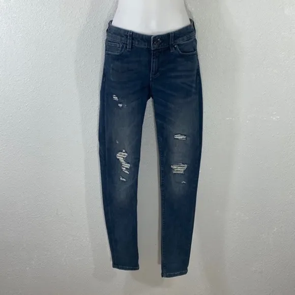 White House Black Market Dark Wash Destructed Sequin Skinny Jeans 00