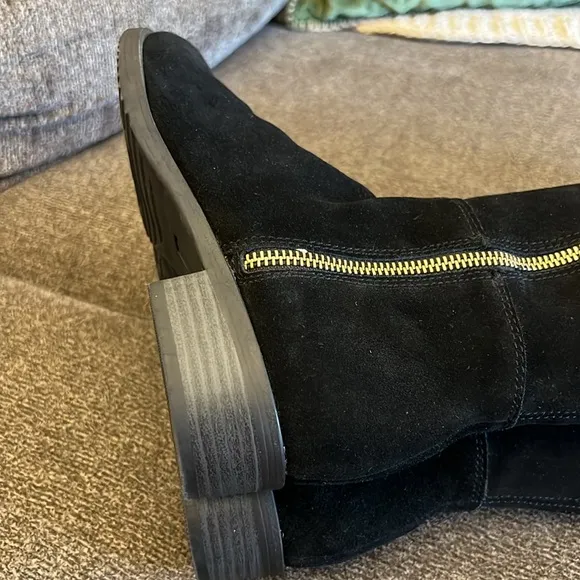 White Mountain Black Suede High Knee Boots Size 6
