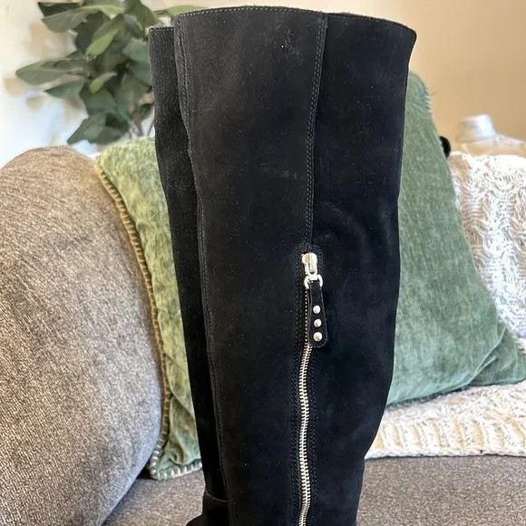 White Mountain Black Suede High Knee Boots Size 6