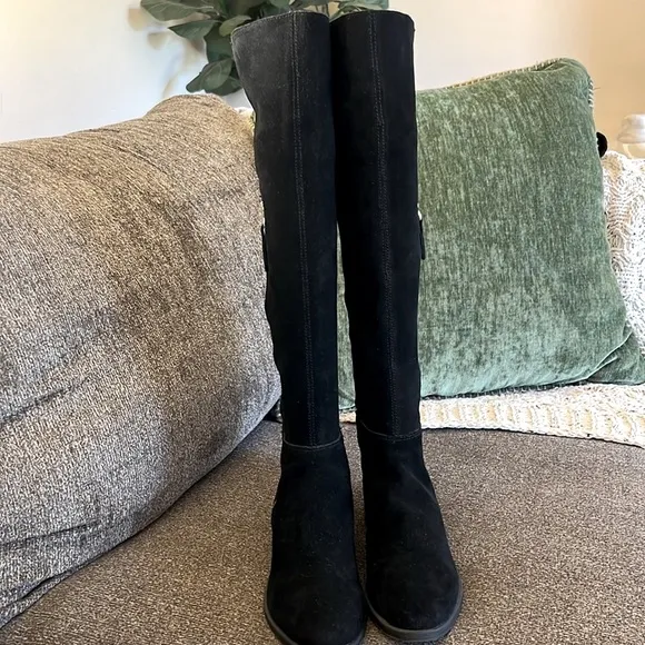 White Mountain Black Suede High Knee Boots Size 6