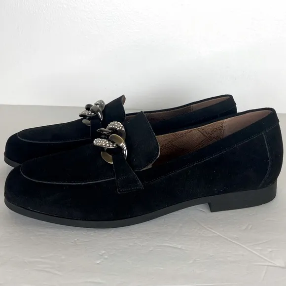 White Mountain Casavas Women's Slip On Loafers Size 10 M Black Suede Metal Chain