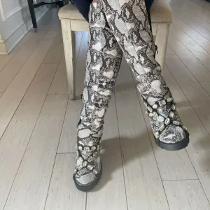 WILD DIVA SNAKESKIN MOTIF BOOTS.  NEW