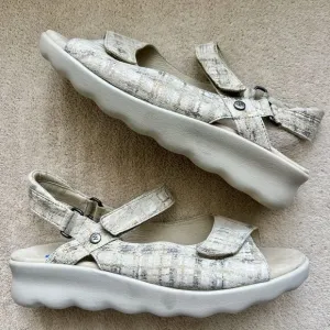 Wolky Multu Picasso Crash Multi White Adjustable Sandals EU 41 US 10.5 Comfort