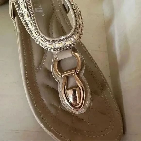 Womens gold and bronze strappy sandals size 6 with box
