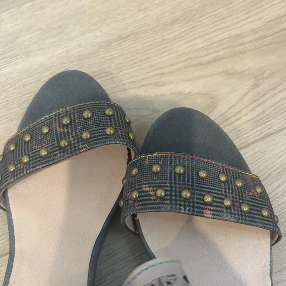 WOMEN'S L'ARTISTE BY SPRING STEP BERNADETTE HEELED SANDALS Gray Size 9