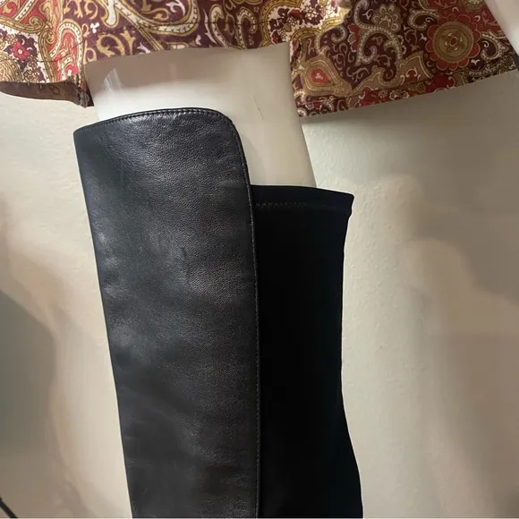 Womens leather Stuart Weitzman boots, black high knee boot size 81/2 M