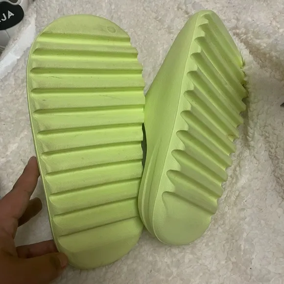 Women's Lime Slide Sandals