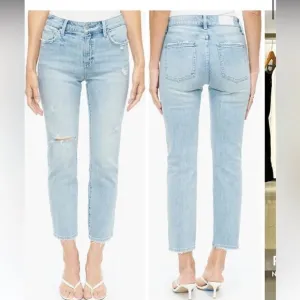 Womens Pistola Monroe Crop straight leg Spring Light Wash stretch Jeans,…