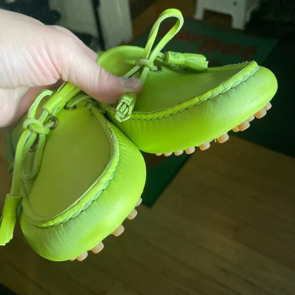 Women's Ralph Lauren Loafers Green Leather size 37