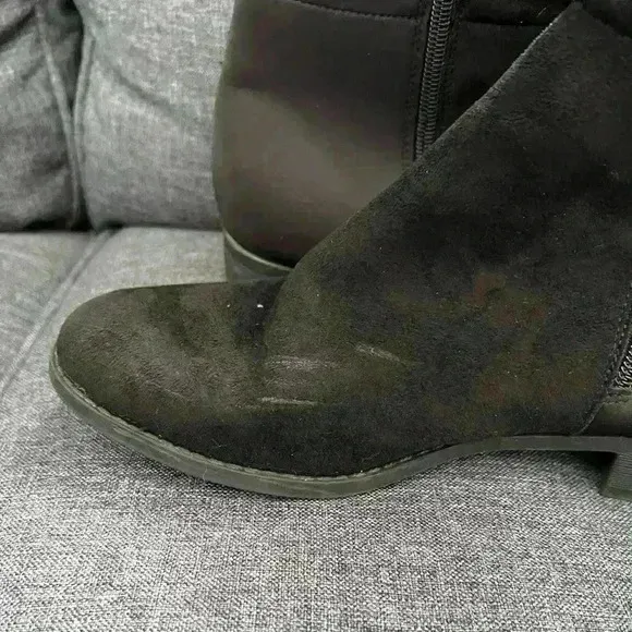 Worthington stretch boots