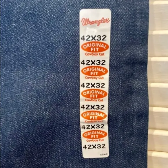Wrangler Jeans Mens 42/32 Original 13MWZ New