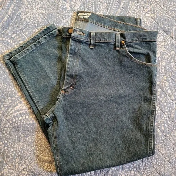 Wrangler Men's Blue Premium Performance Advanced Cowboy Cut Regular 50x30