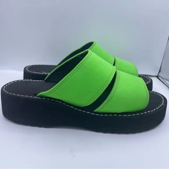 Y2K foam platform sandals double strap neon green/black Size 8