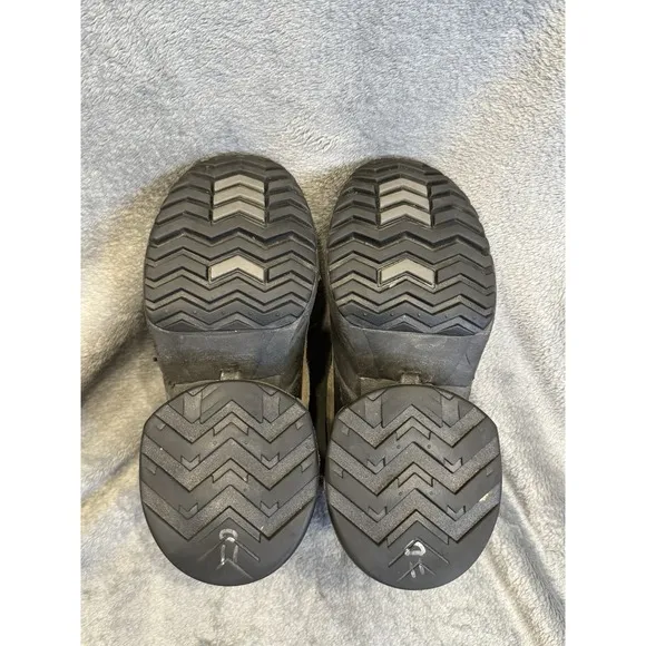 Z-Coil Hiking Boots High Desert Mens W9 Gray Black Enclosed Coil Pain Relief