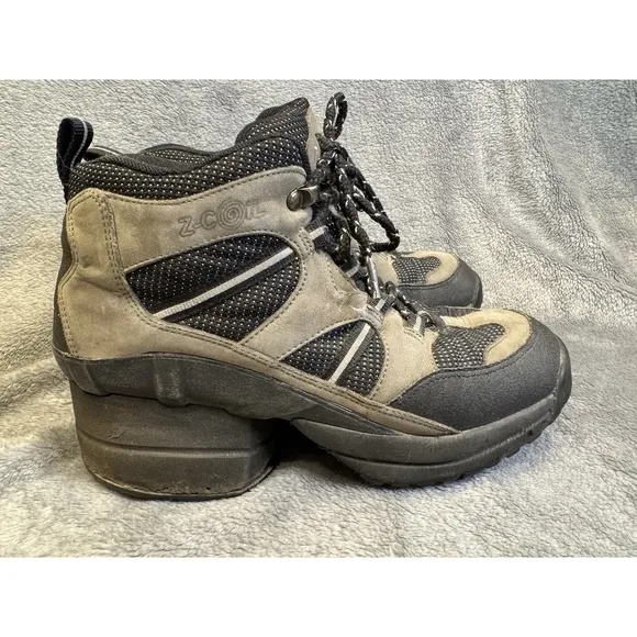Z-Coil Hiking Boots High Desert Mens W9 Gray Black Enclosed Coil Pain Relief