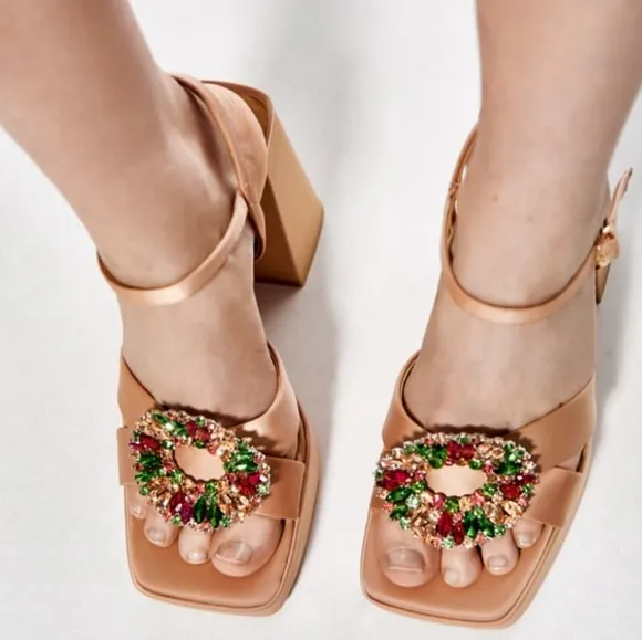 ZARA EMBELLISHED PLATFORM SANDALS Chunky heeled bloggers favorite