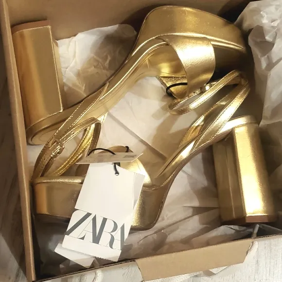 ZARA PLATFORM HEELED LEATHER color GOLD Bloggers favorite