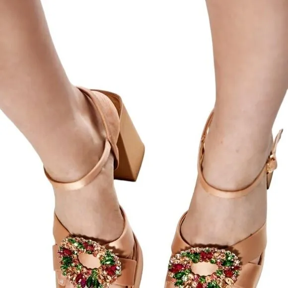 ZARA PLATFORM SANDALS WITH DECORATIVE DETAILS BEIGE SIZE 9| 2348/910/098